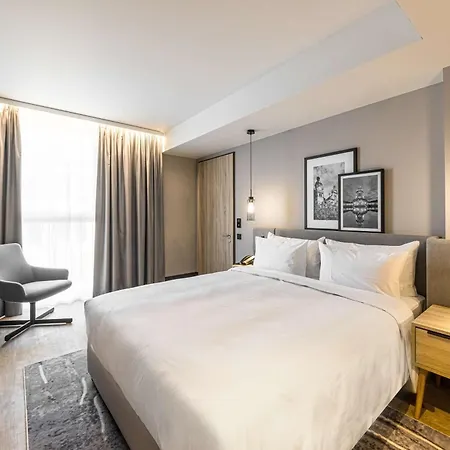 Radisson 4*